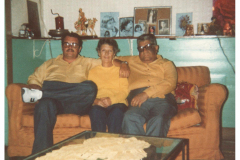 pancho_mama_papa_living